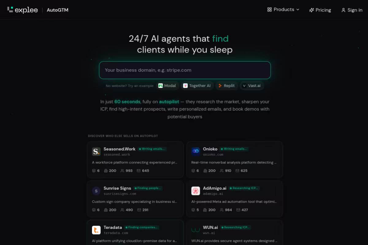 Explee homepage screenshot